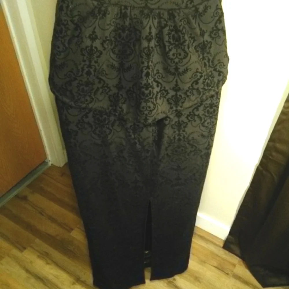 Body Central Black Damask Skirt Set